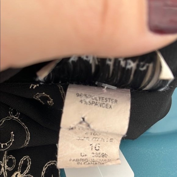 🇨🇦 Tradition Vintage Embroidered Blouse — Black & Cream / Whimsigoth Medieval - Picture 5 of 5